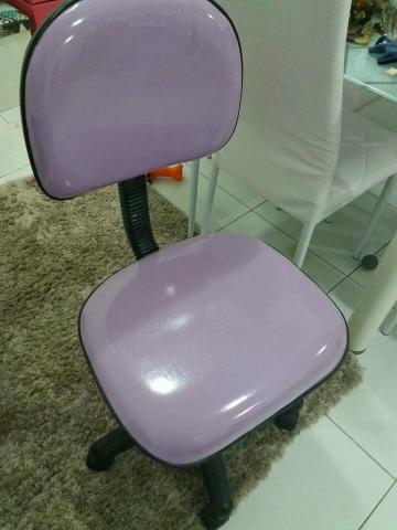 Cadeira de escritório lilás com glitter altura regulavel