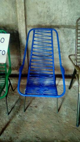 Cadeiras de fio macarrão
