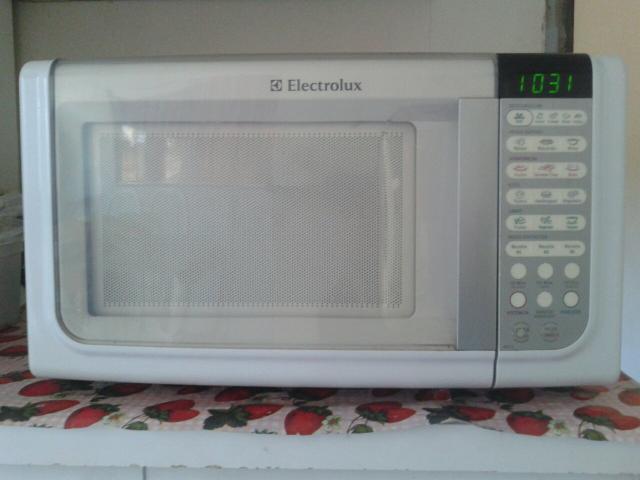 Microondas Electrolux 23l