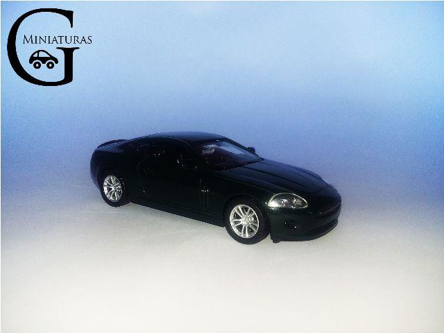 Miniatura Jaguar - Welly 1/38
