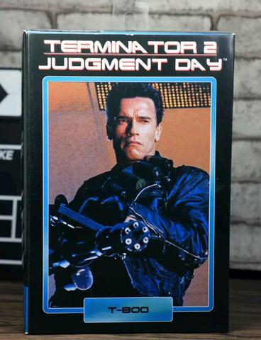 NECA Terminator 2 Judgment Day T-800 Ultimate Deluxe Arnold