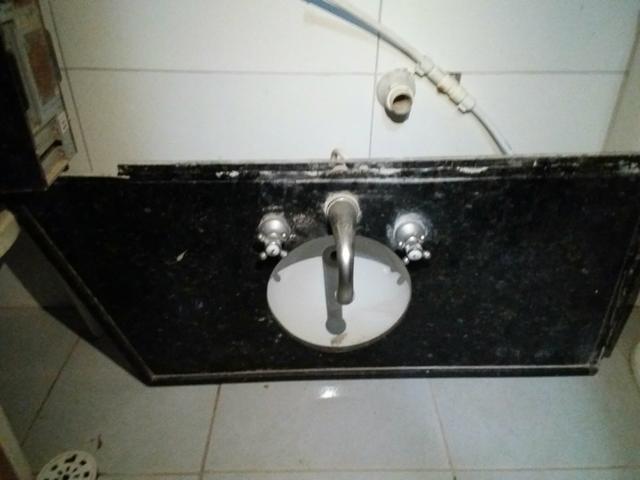 Pia de banheiro granito usada