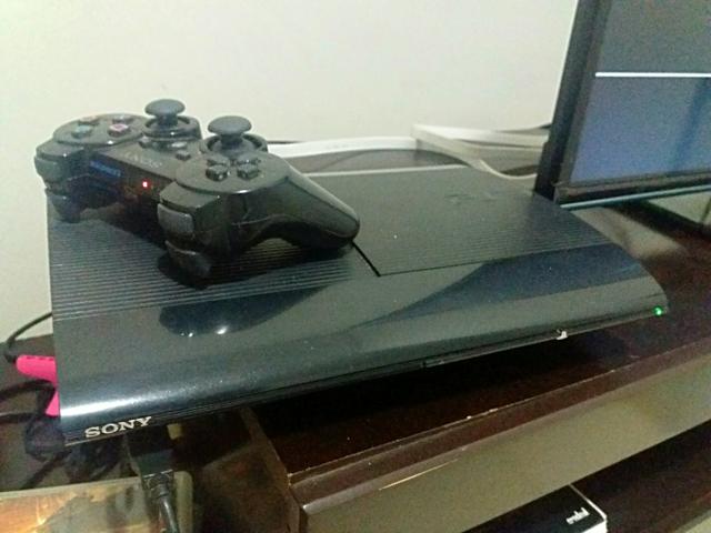 Vendo/Troc Ps3 em iPhone 5 ou 5c