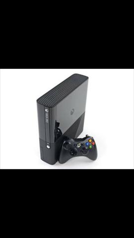 Console Xbox 360 Super Slim 500GB+ 2 controles originais