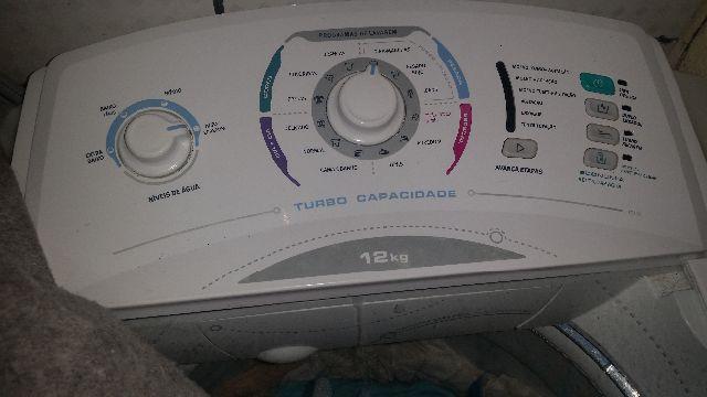 Máquina de lavar 12 kilos