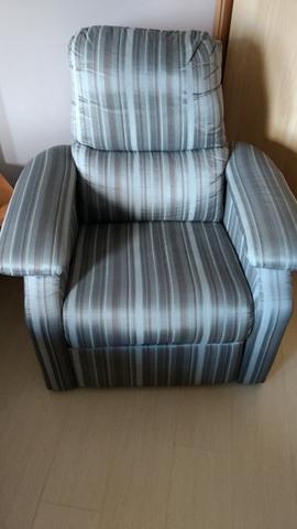 Poltrona Reclinável