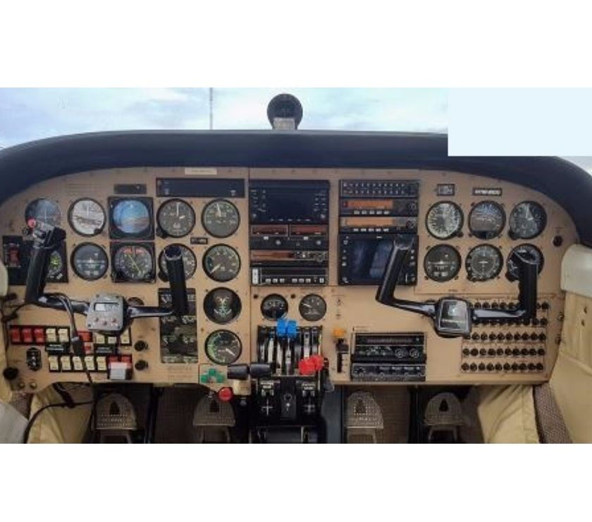 AVIÃO SENECA III ANO 95