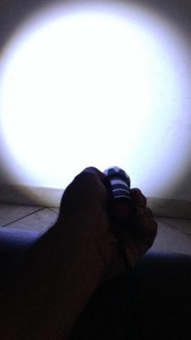 Lanterna tática T6
