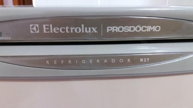Refrigerador Prosdócimo R27