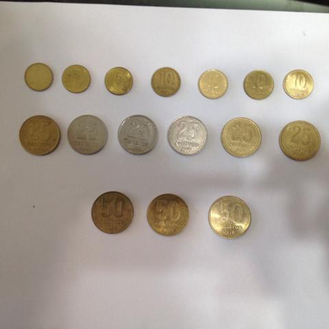 16 moedas estrangeiras por 15 Reais !