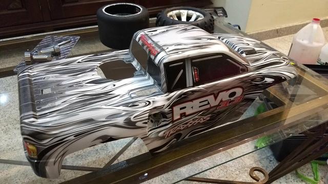 Automodelo revo 3.3 radio tqi