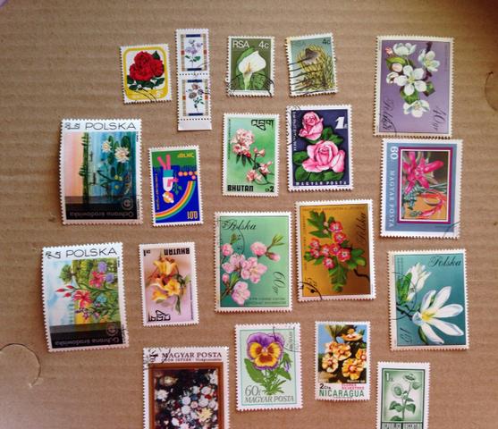 Selos postais com flores