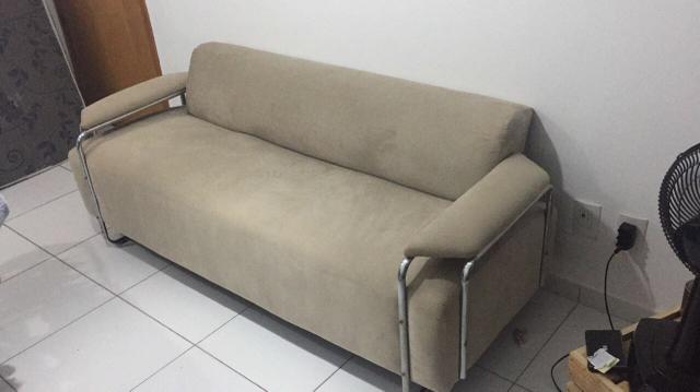 Sofá design arquiteto 3 lugares