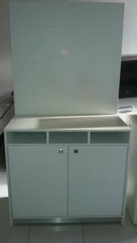 Balcão com painel expositor 2 portas+balcão 1 porta todos