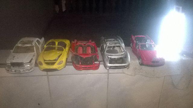 Carcaça miniatura 1:18