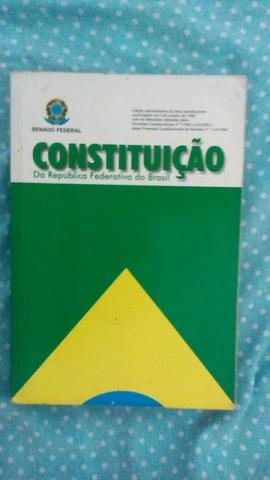 Livro sobre a Constituição da república federativa do