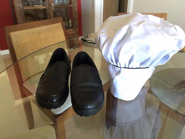 Sapato profissional e Toque Blanc para cozinheiro