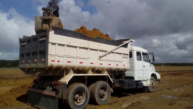 Terra ótima para aterro na região de Vila velha