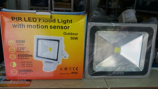 Refletor 50w Com Sensor