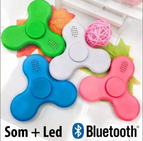 Hand spinner bluetooth led