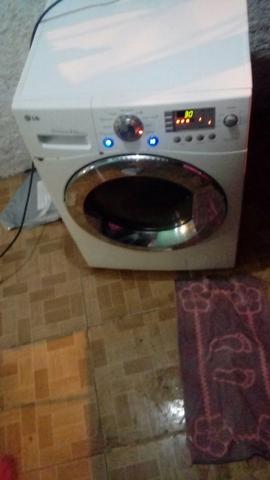Marquina lava e seca LG