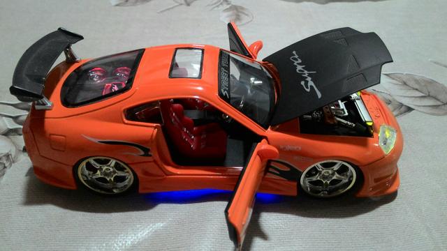 Miniaturas 1 24 e 1 43