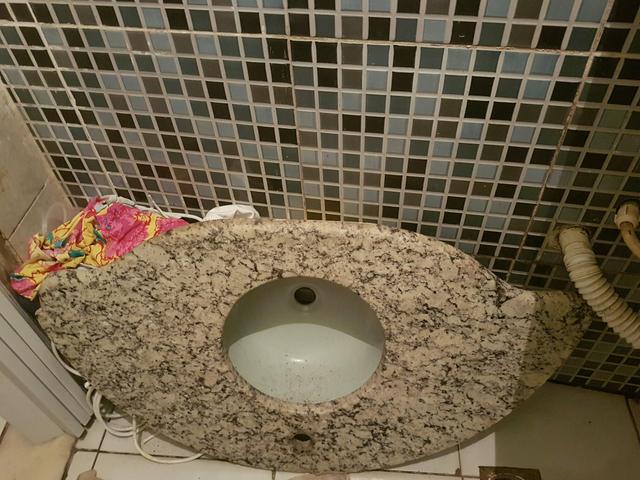 Pia em granito super trabalhada leia