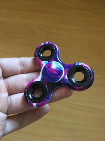 Hand spinner universe