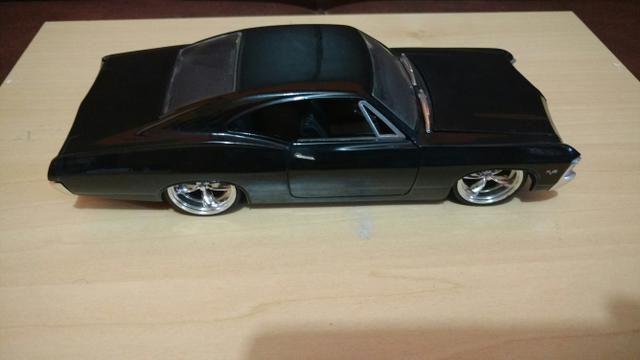 Impala  escala 1:18 Supernatural