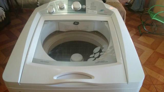 Máquina de lavar GE 11 kilos