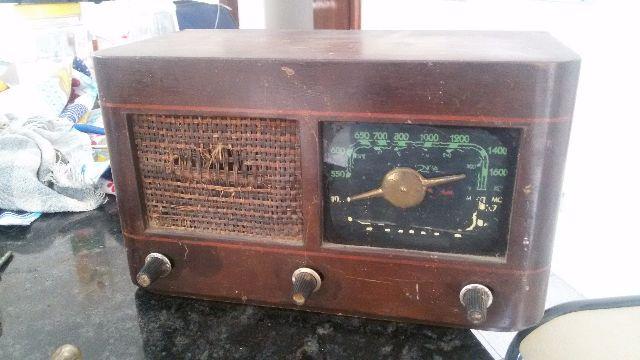 Rádio Valvulado Funcionando anos 50