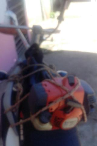 Corto grama e roço lote