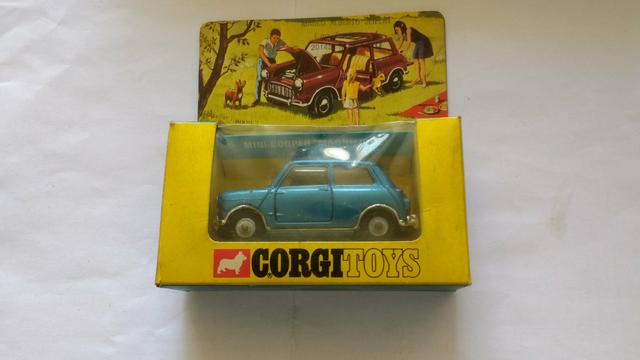 Miniatura do carro mini coupê corgitoys