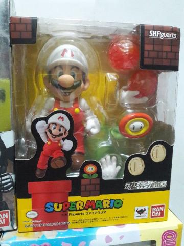 Super Mario Fire SH Figuarts Nintendo