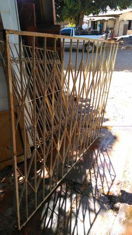 Grade de janela reforcada