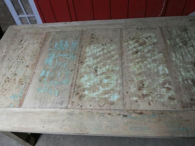 Mesa rustica estilo envelhecida.599 reais