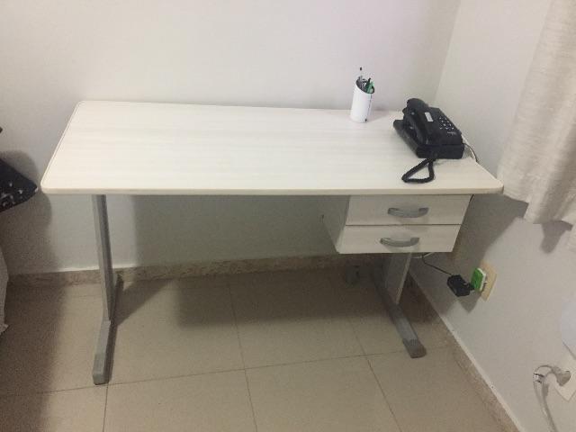 Mesa de estudante ou escritório