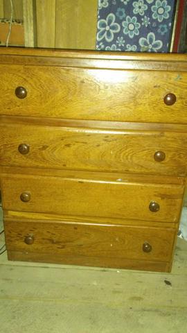 Vendo cômoda $ 200