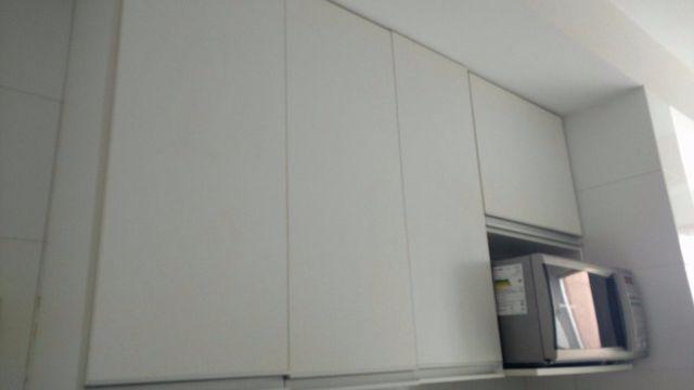 Armário modulado de cozinha e lavanderia