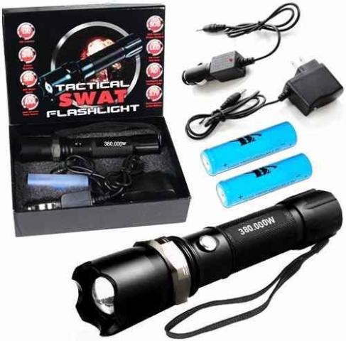 Lanterna Multifuncional Led Swat Foco de Até 200 Metros