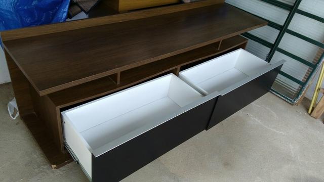 Rack com duas gavetas