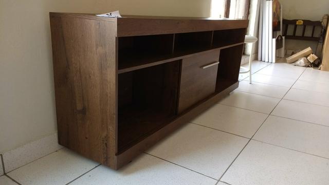 Rack para tv 1,80 metros.