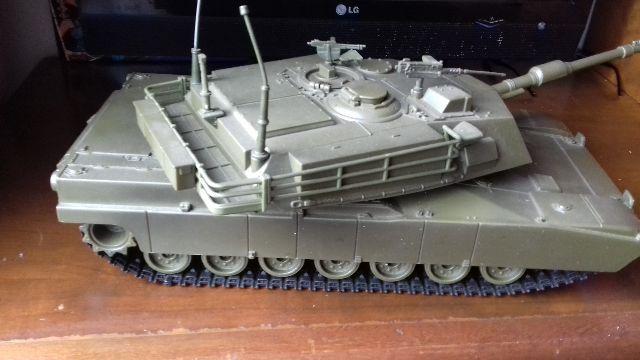 Tanque Abrams m1 um gigante de 50cm e ganha outro Tanque