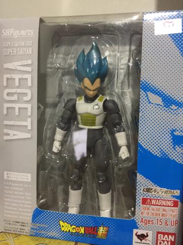Vegeta god Bandai sh