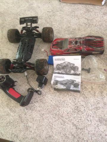 Automodelo elétrico 1/12