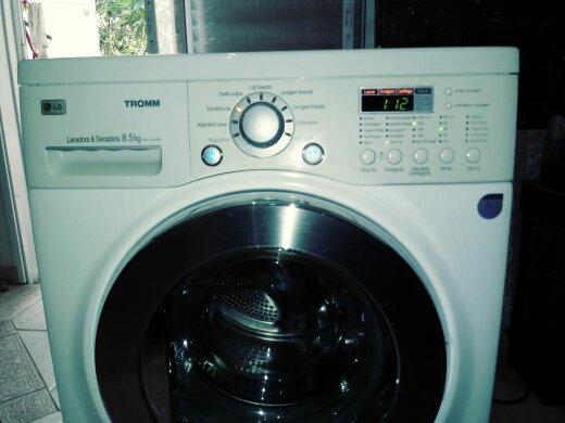 Maquina de lava roupa