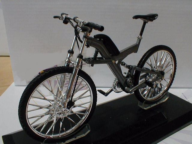 Miniatura Bike Bicicleta Welly Bmw Q6.s Xtr Cinza 1:10
