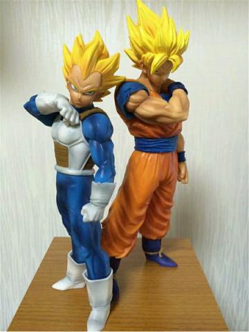 Action figures Goku e Vegeta