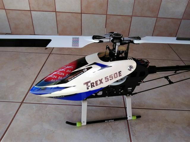 Helicóptero t-rex 550