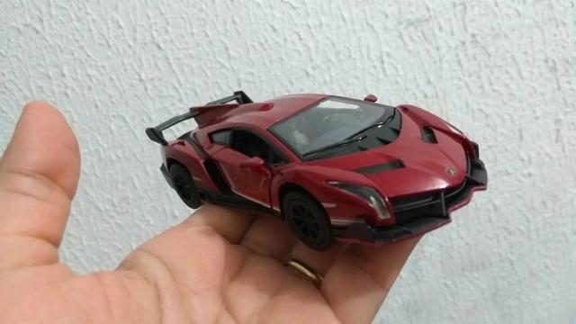 Miniatura Lamborghini 1.32